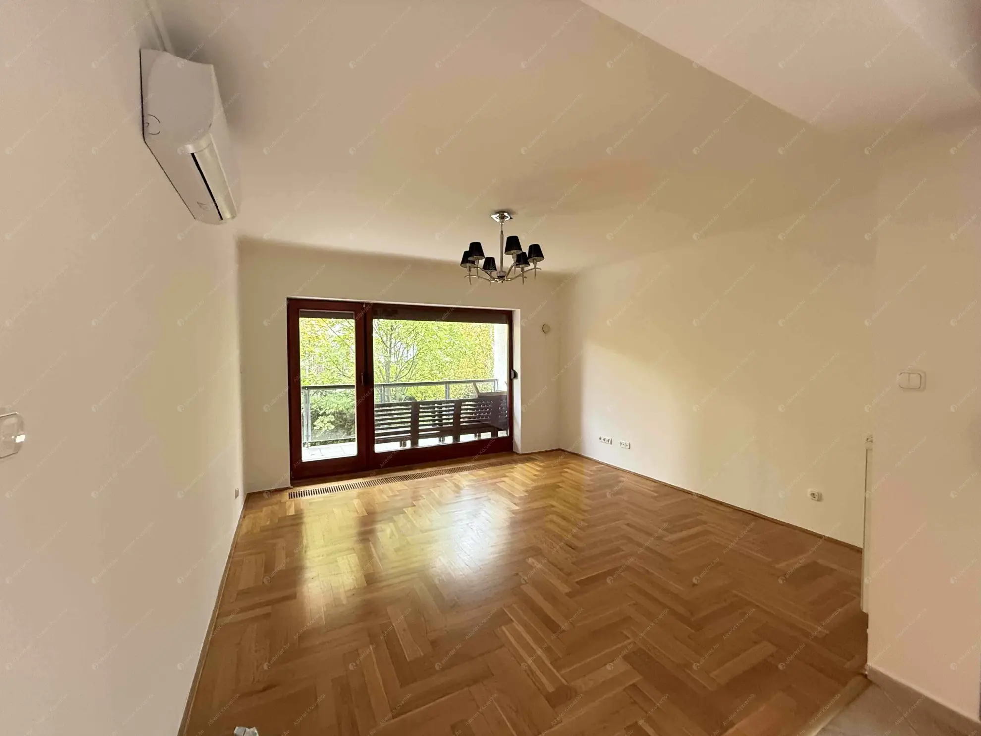 Kiadó albérlet 335000 Ft/hó áron: Budapest, XII. kerület  Eötvös út. Mérete: 68 nm, 2 szobás | Alberlet.hu - 6564569