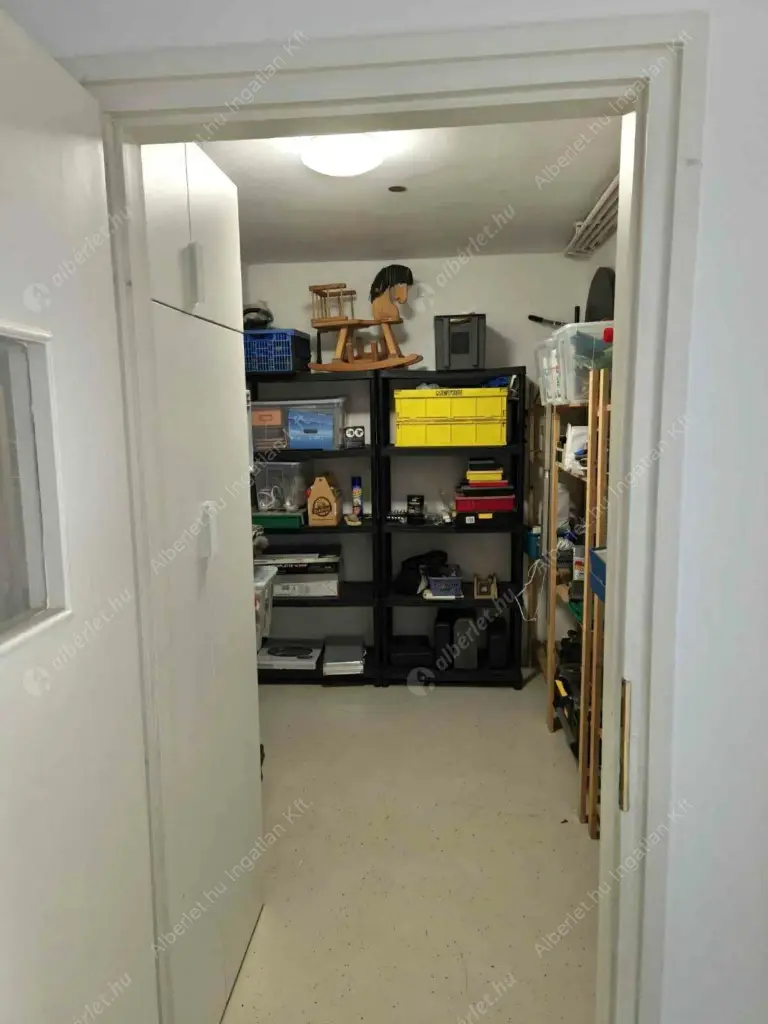 Kiadó albérlet 1196000 Ft/hó áron: Budapest, XII. kerület  Fodor lejtő. Mérete: 280 nm, 4 szobás | Alberlet.hu - 6586893