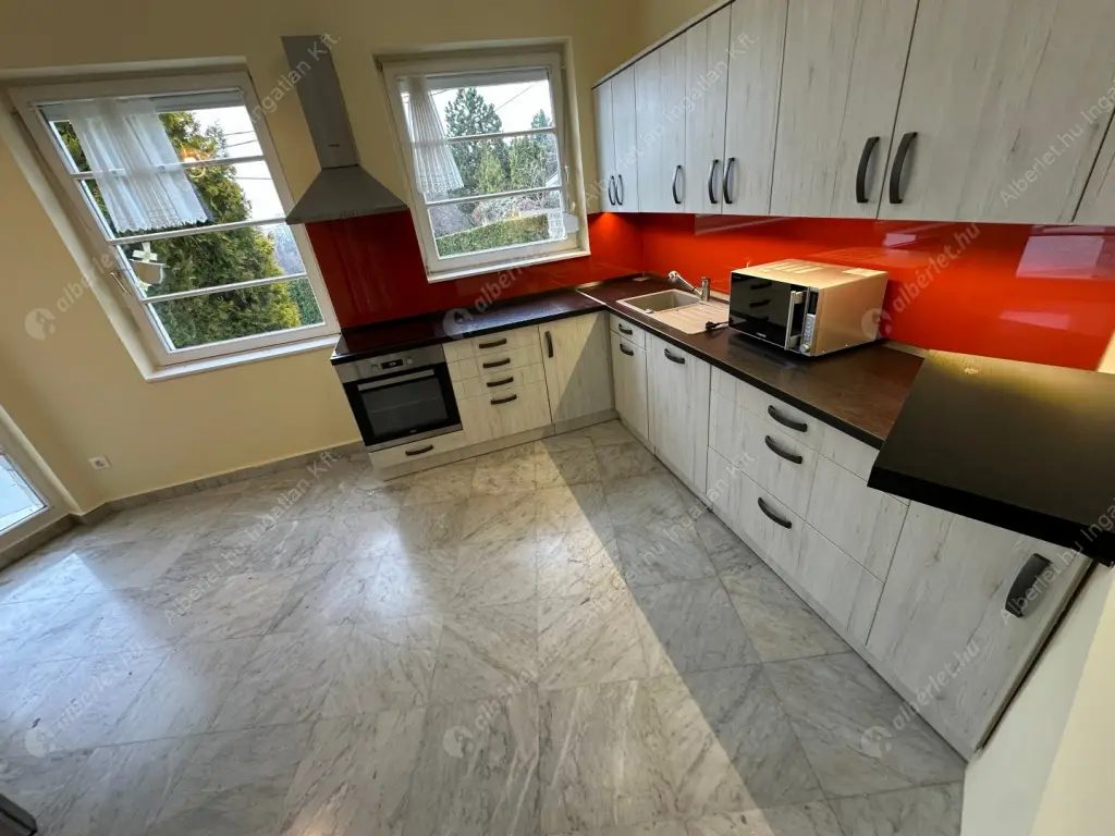 Kiadó albérlet 1144000 Ft/hó áron: Budapest, XII. kerület  Fodor utca. Mérete: 280 nm, 4 szobás | Alberlet.hu - 6592146