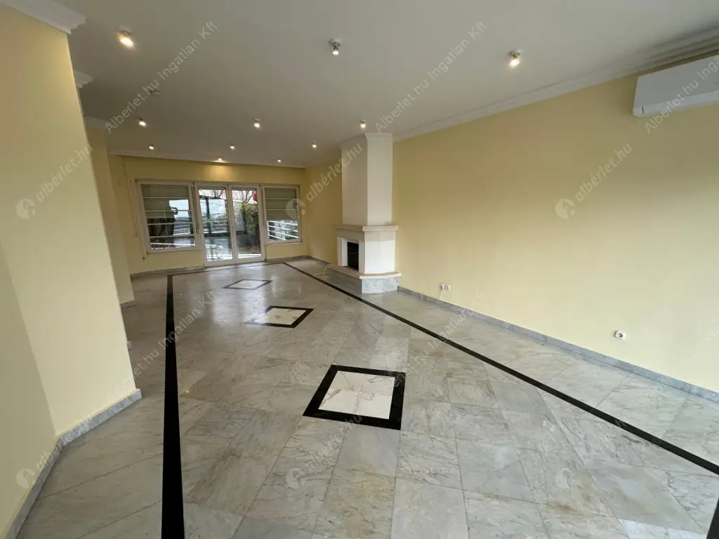 Kiadó albérlet 1020000 Ft/hó áron: Budapest, XII. kerület  Fodor utca. Mérete: 280 nm, 4 szobás | Alberlet.hu - 6617382