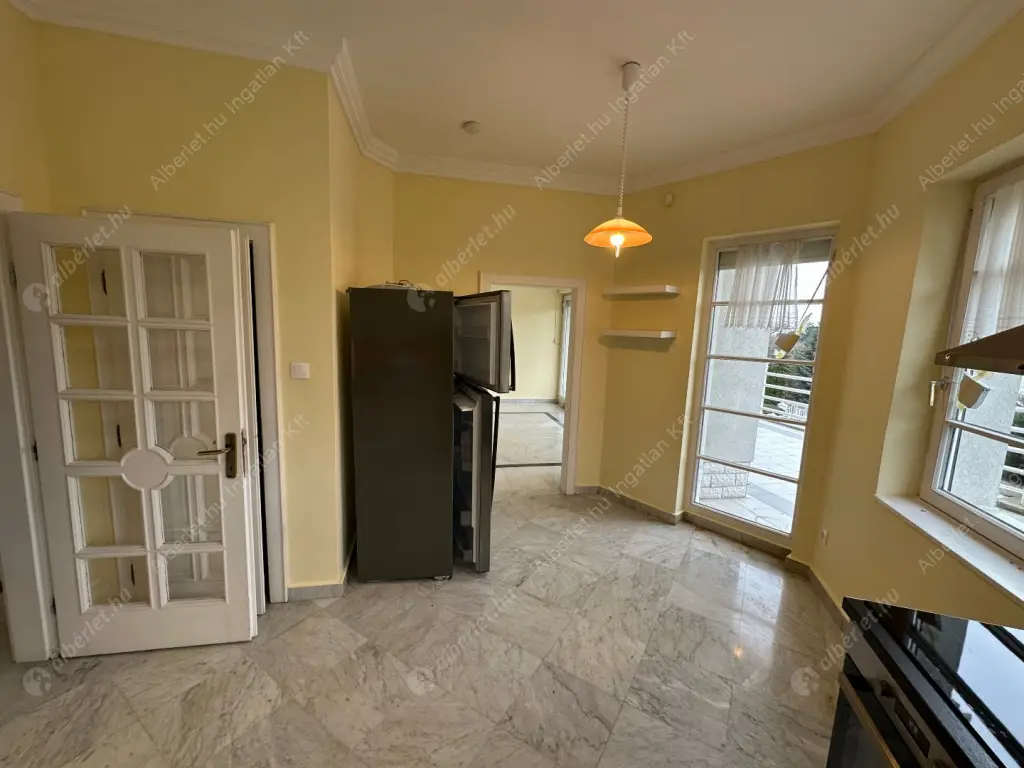 Kiadó albérlet 1020000 Ft/hó áron: Budapest, XII. kerület  Fodor utca. Mérete: 280 nm, 4 szobás | Alberlet.hu - 6617386