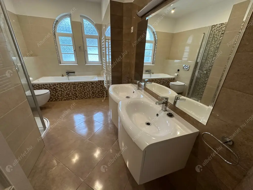 Kiadó albérlet 1020000 Ft/hó áron: Budapest, XII. kerület  Fodor utca. Mérete: 280 nm, 4 szobás | Alberlet.hu - 6617388