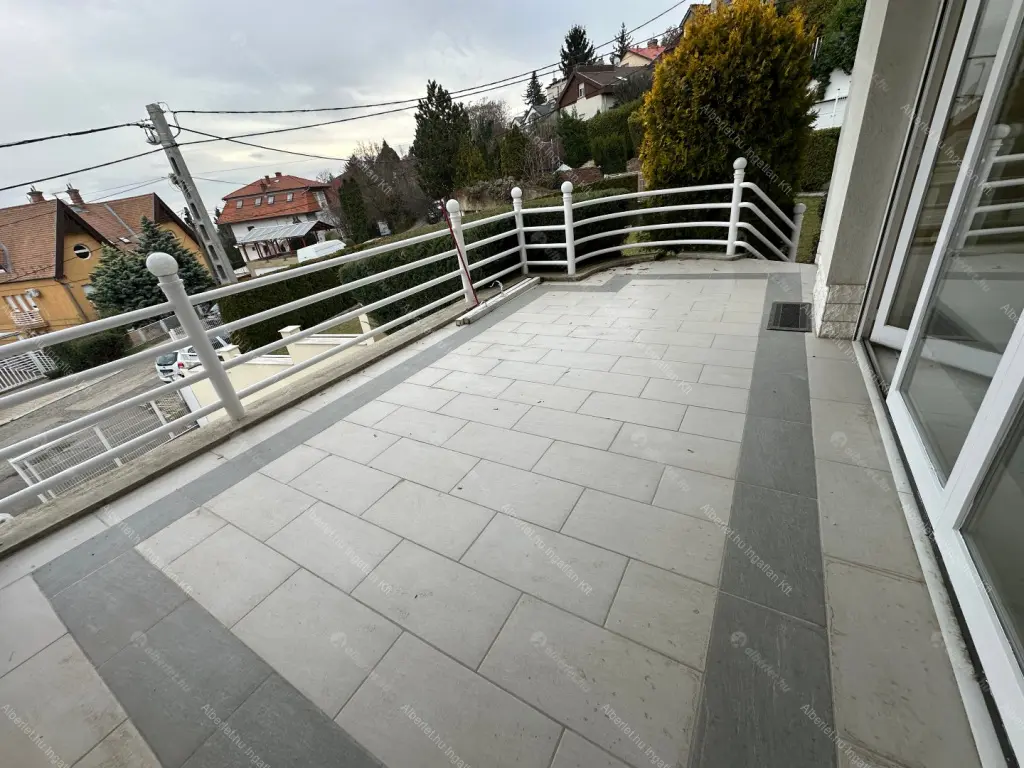 Kiadó albérlet 974000 Ft/hó áron: Budapest, XII. kerület  Fodor utca. Mérete: 280 nm, 4 szobás | Alberlet.hu - 6682100