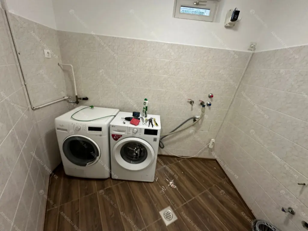 Kiadó albérlet 974000 Ft/hó áron: Budapest, XII. kerület  Fodor utca. Mérete: 280 nm, 4 szobás | Alberlet.hu - 6682122