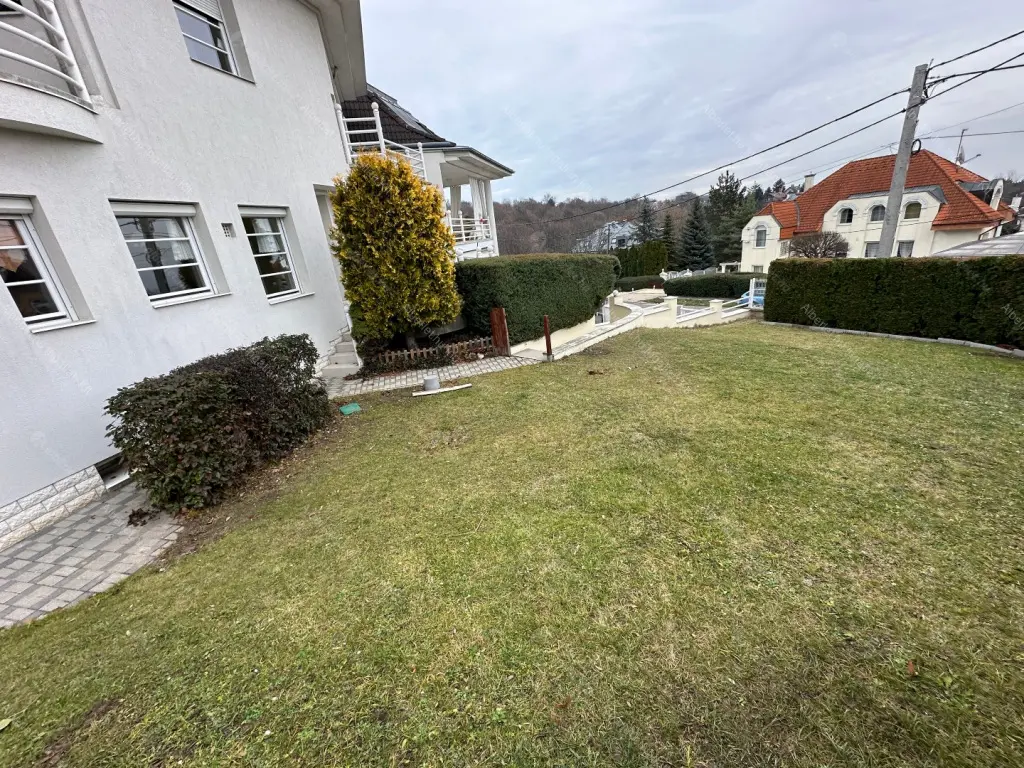 Kiadó albérlet 974000 Ft/hó áron: Budapest, XII. kerület  Fodor utca. Mérete: 280 nm, 4 szobás | Alberlet.hu - 6682126