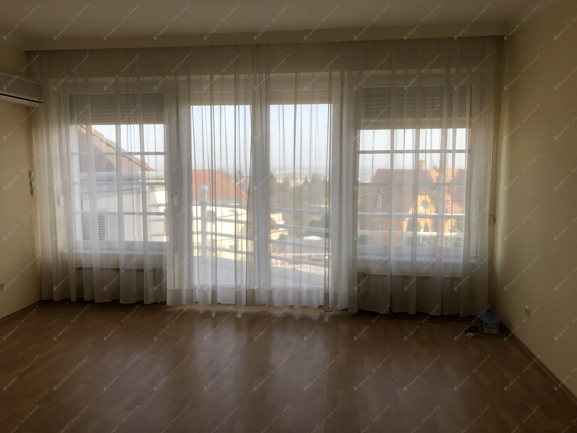 Kiadó albérlet 1145000 Ft/hó áron: Budapest, XII. kerület  Fodor utca. Mérete: 280 nm, 4 szobás | Alberlet.hu - 6596741