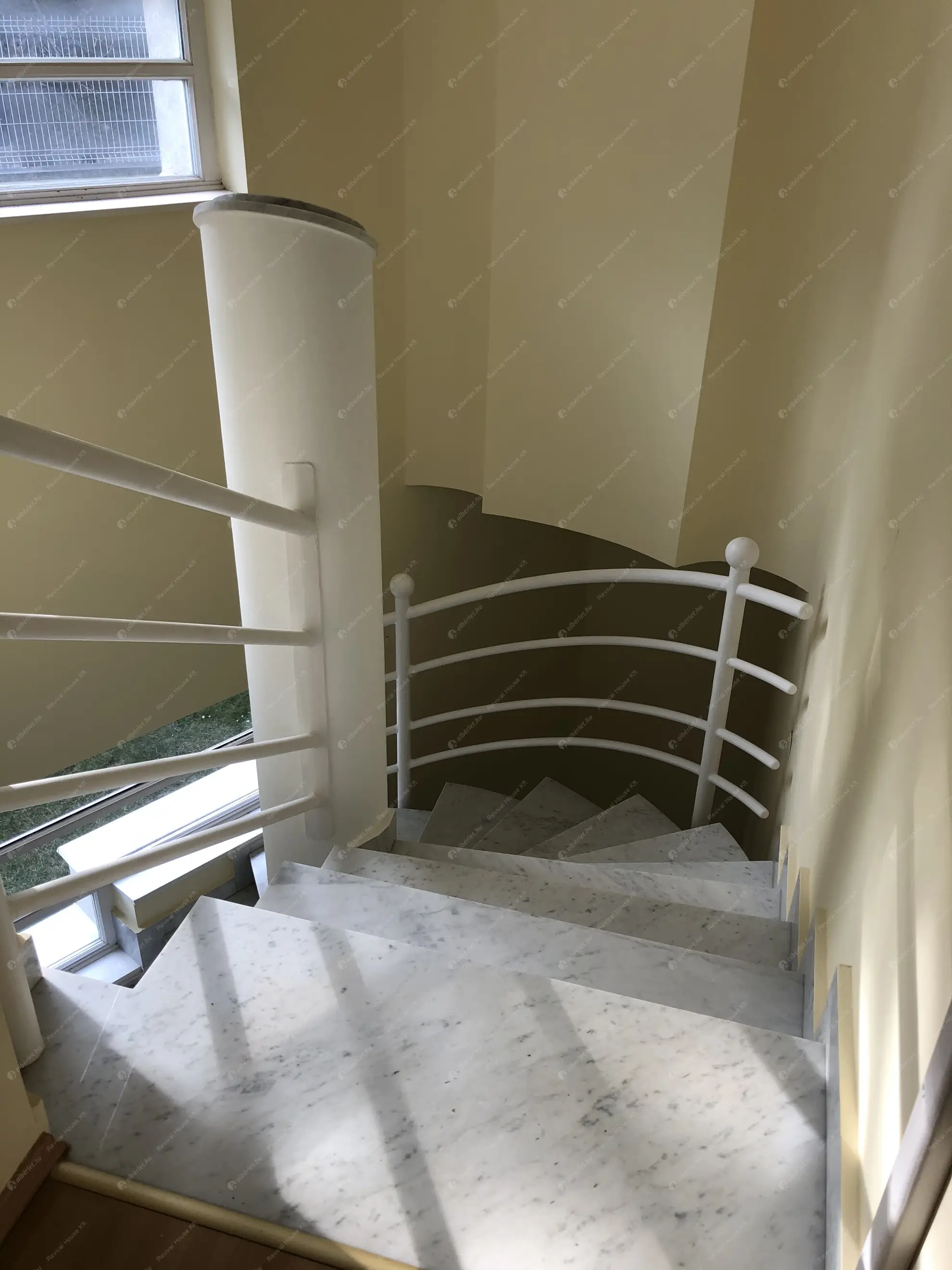 Kiadó albérlet 1145000 Ft/hó áron: Budapest, XII. kerület  Fodor utca. Mérete: 280 nm, 4 szobás | Alberlet.hu - 6596749