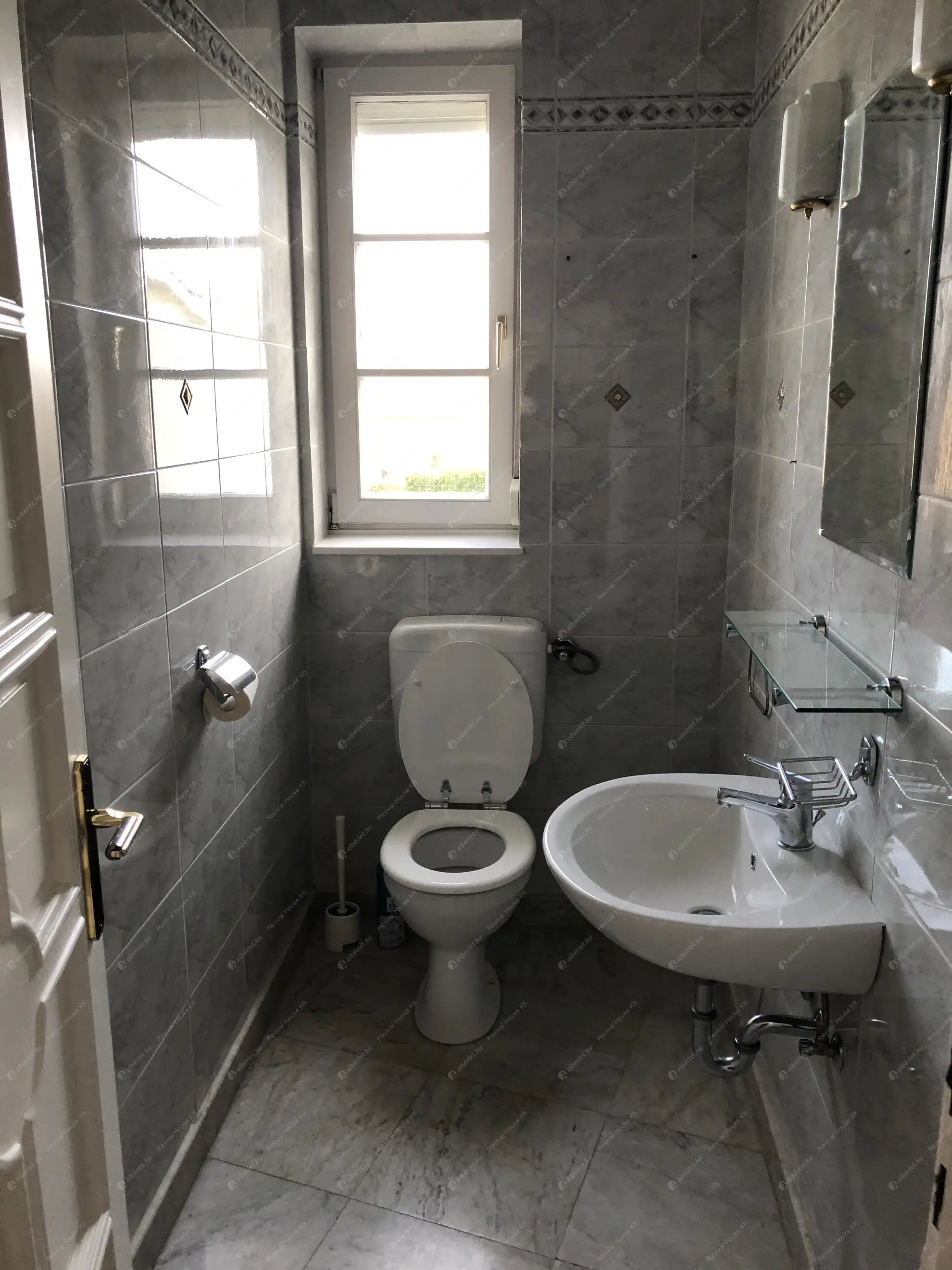 Kiadó albérlet 1145000 Ft/hó áron: Budapest, XII. kerület  Fodor utca. Mérete: 280 nm, 4 szobás | Alberlet.hu - 6596758