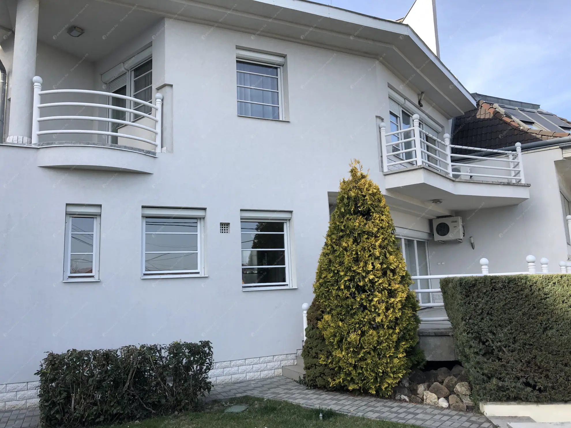 Kiadó albérlet 1145000 Ft/hó áron: Budapest, XII. kerület  Fodor utca. Mérete: 280 nm, 4 szobás | Alberlet.hu - 6596800