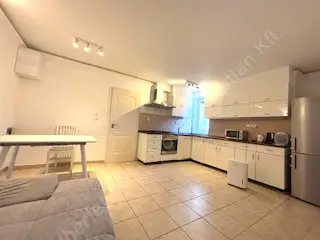 Kiadó albérlet 250000 Ft/hó áron: Budapest, XII. kerület  Fodor utca. Mérete: 44 nm, 1 szobás | Alberlet.hu - 6584703