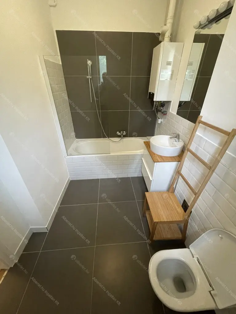 Kiadó albérlet 220000 Ft/hó áron: Budapest, XII. kerület  Fodor utca. Mérete: 50 nm, 2 szobás | Alberlet.hu - 6701786