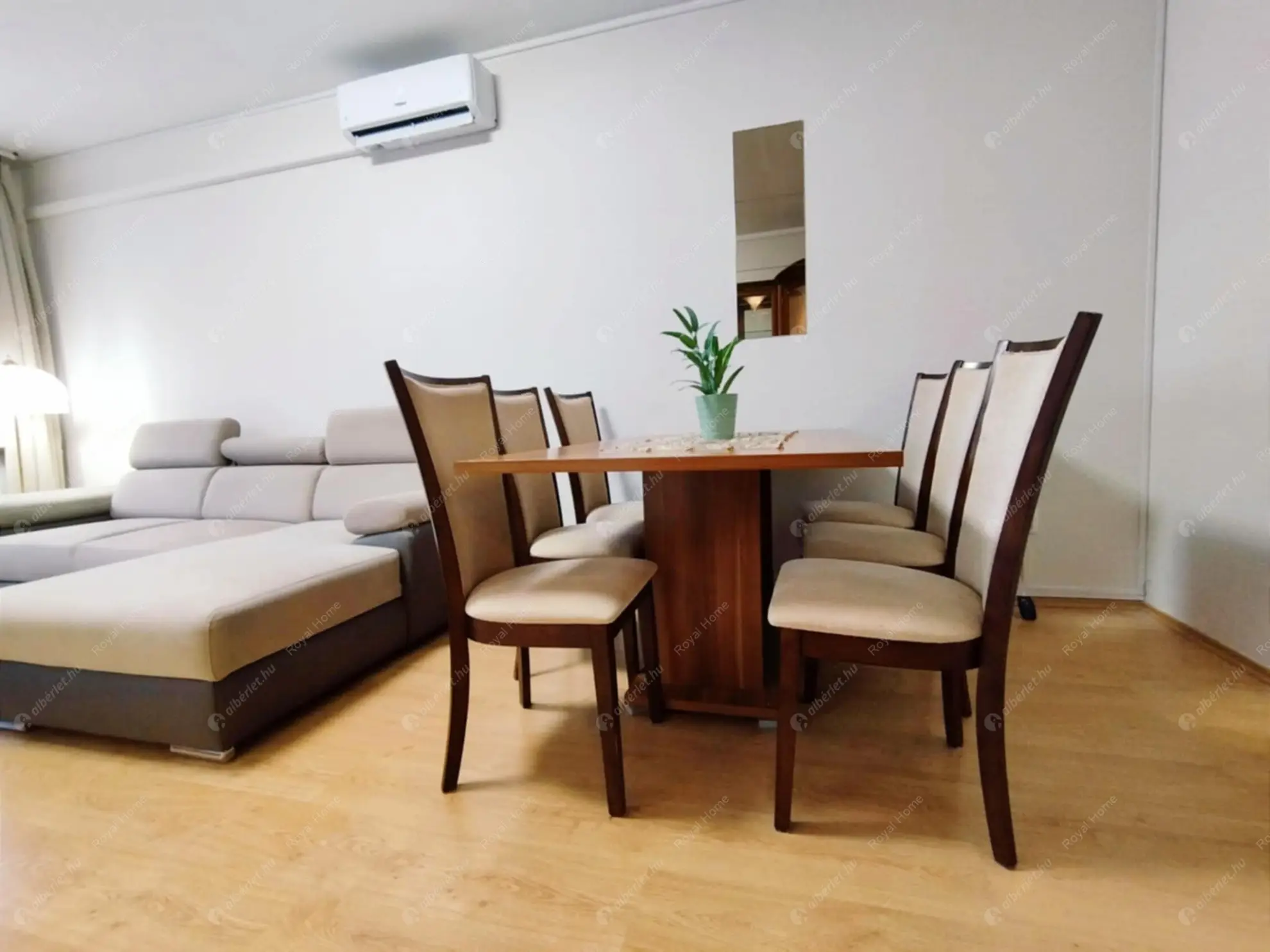 Kiadó albérlet 259000 Ft/hó áron: Budapest, XII. kerület  Fülemile út. Mérete: 70 nm, 3 szobás | Alberlet.hu - 6619548