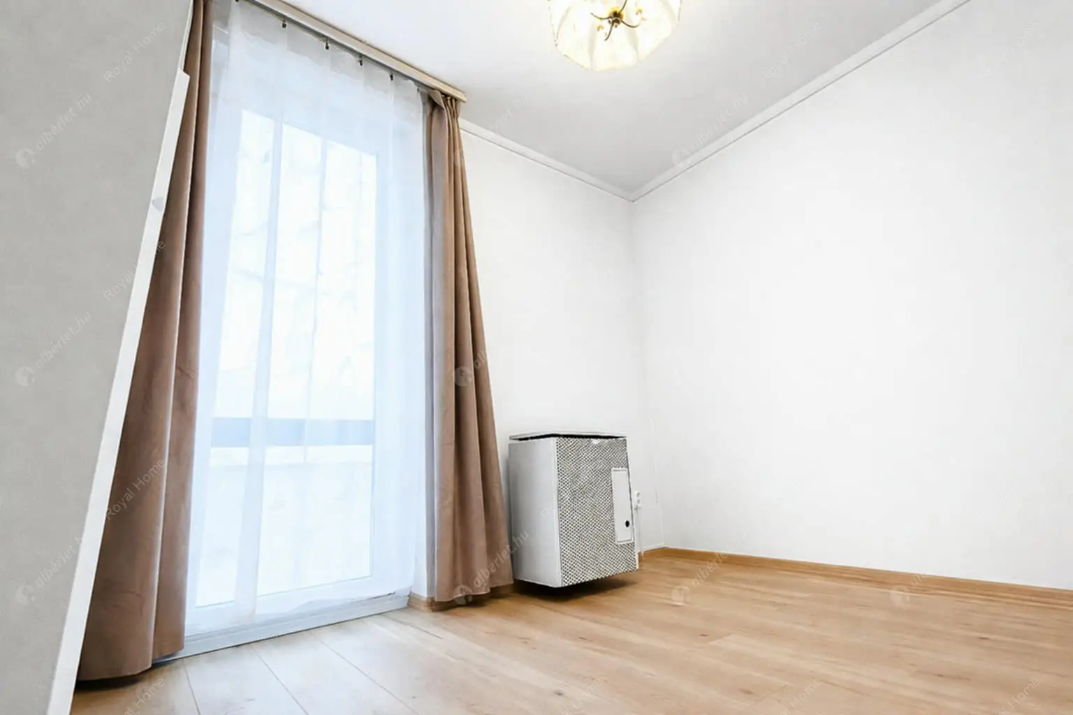 Kiadó albérlet 259000 Ft/hó áron: Budapest, XII. kerület  Fülemile út. Mérete: 70 nm, 3 szobás | Alberlet.hu - 6619551