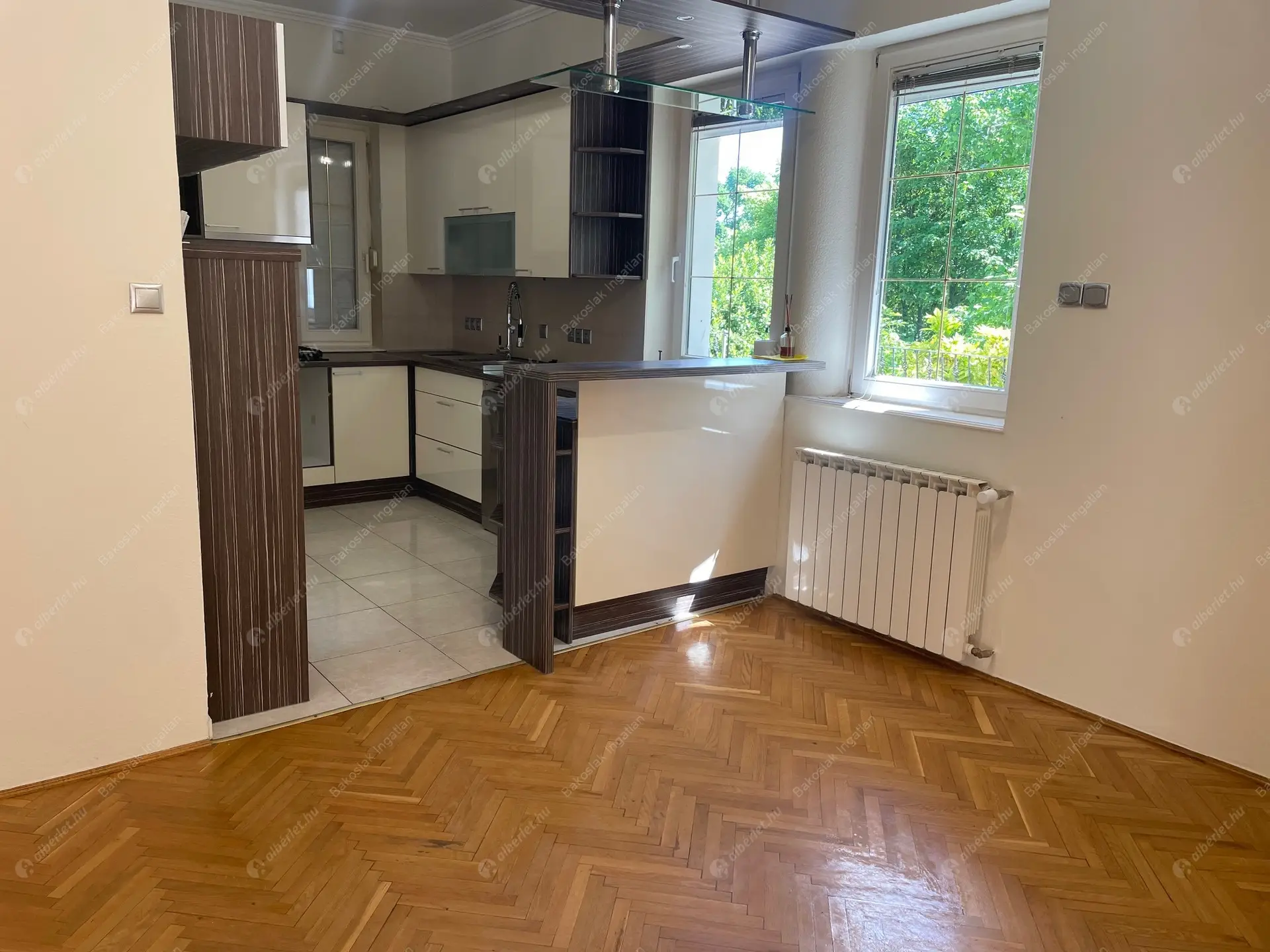 Kiadó albérlet 1126000 Ft/hó áron: Budapest, XII. kerület  Galgóczy utca. Mérete: 300 nm, 7 szobás | Alberlet.hu - 6460143