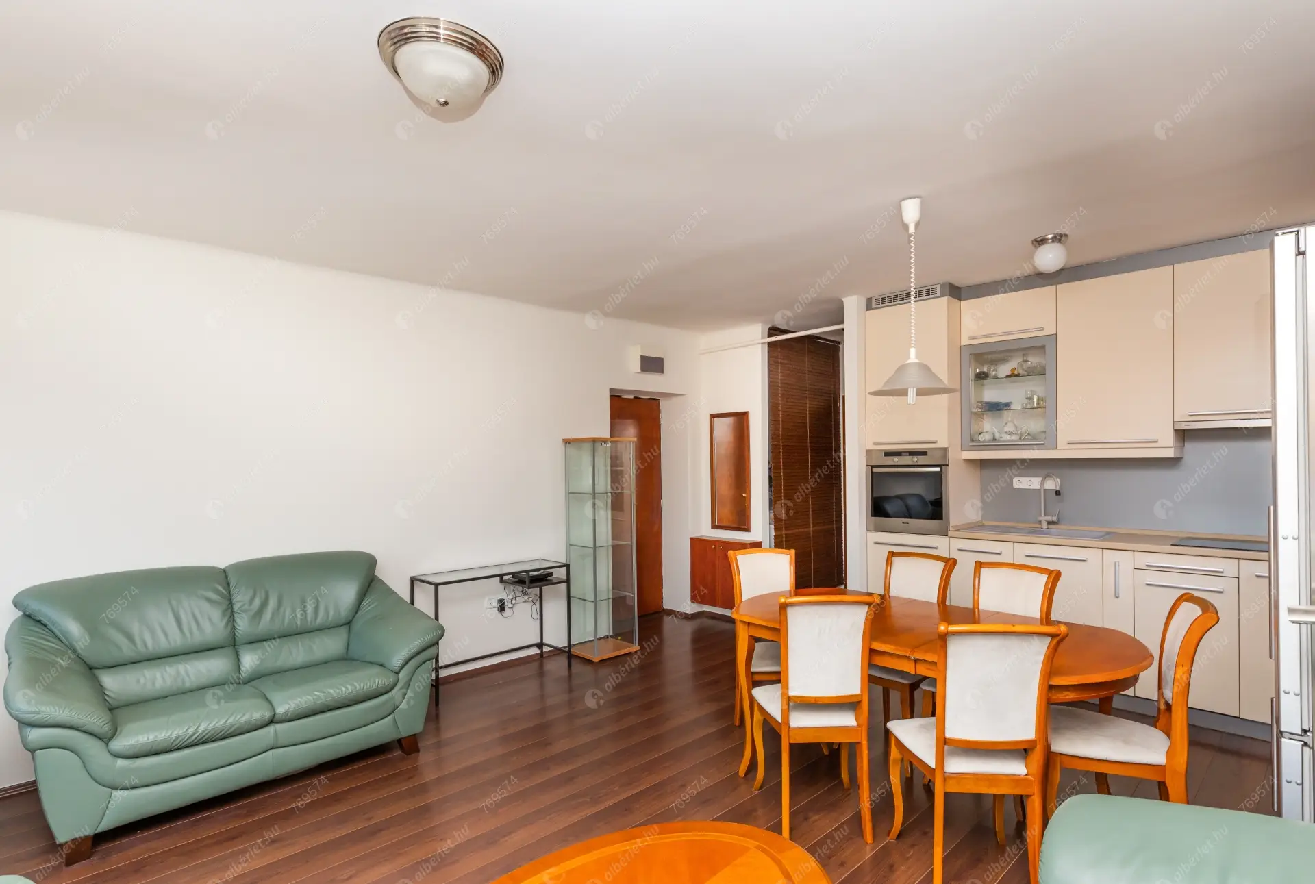 Kiadó albérlet 290000 Ft/hó áron: Budapest, XII. kerület  Galgóczy utca. Mérete: 55 nm, 2 szobás | Alberlet.hu - 6556690