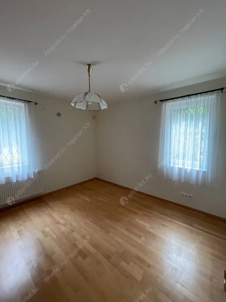 Kiadó albérlet 450000 Ft/hó áron: Budapest, XII. kerület  Galgóczy utca. Mérete: 90 nm, 3 szobás | Alberlet.hu - 6594377
