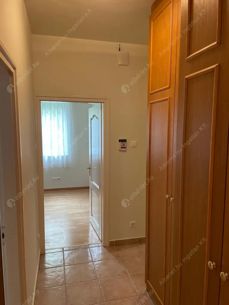 Kiadó albérlet 450000 Ft/hó áron: Budapest, XII. kerület  Galgóczy utca. Mérete: 90 nm, 3 szobás | Alberlet.hu - 6594378