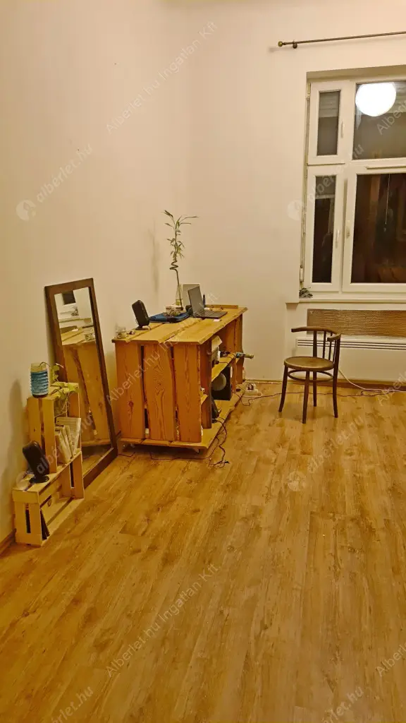 Kiadó albérlet 180000 Ft/hó áron: Budapest, XII. kerület  Greguss utca. Mérete: 34 nm, 1 szobás | Alberlet.hu - 6570196