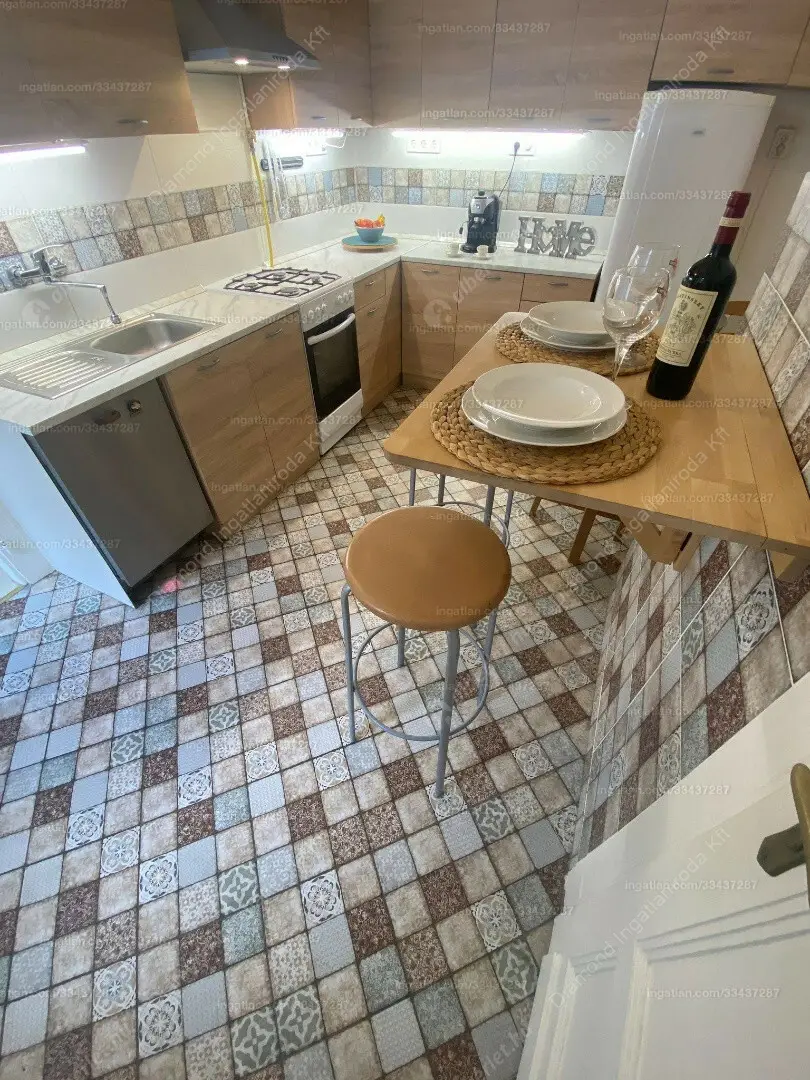 Kiadó albérlet 260000 Ft/hó áron: Budapest, XII. kerület  Greguss utca. Mérete: 60 nm, 2 szobás | Alberlet.hu - 6555899