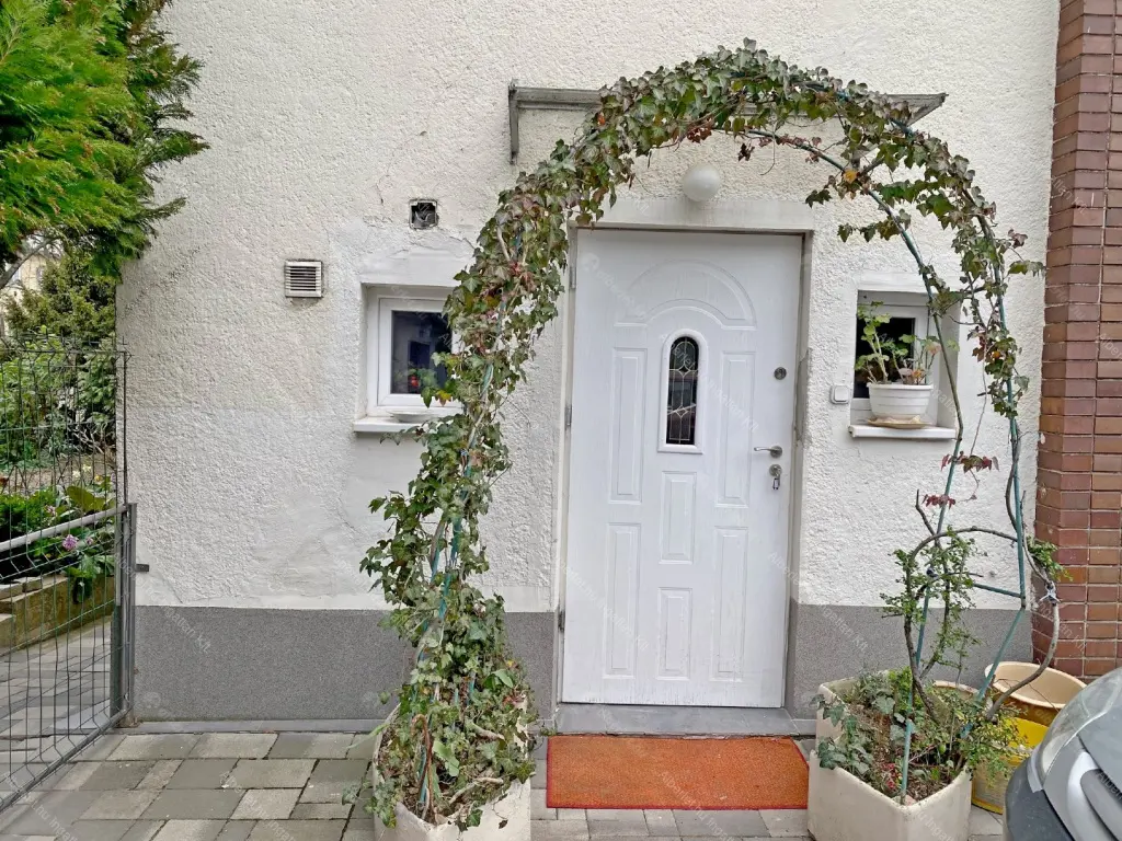 Kiadó albérlet 160000 Ft/hó áron: Budapest, XII. kerület  Gyimes utca. Mérete: 32 nm, 1 szobás | Alberlet.hu - 6684727