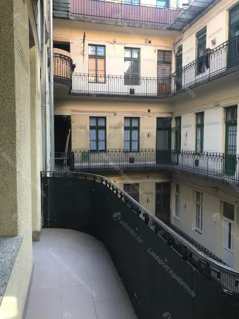 Kiadó albérlet 215000 Ft/hó áron: Budapest, XII. kerület  Hajnóczy József utca. Mérete: 41 nm, 1 szobás | Alberlet.hu - 6708696