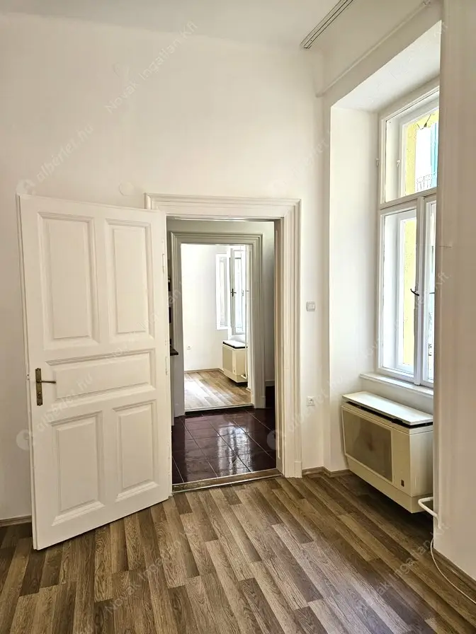 Kiadó albérlet 220000 Ft/hó áron: Budapest, XII. kerület  Hajnóczy József utca. Mérete: 44 nm, 2 szobás | Alberlet.hu - 6603932