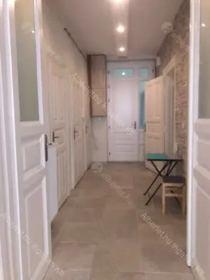 Kiadó albérlet 290000 Ft/hó áron: Budapest, XII. kerület  Hajnóczy József utca. Mérete: 78 nm, 3 szobás | Alberlet.hu - 6698049