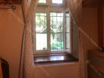 Kiadó albérlet 290000 Ft/hó áron: Budapest, XII. kerület  Hajnóczy József utca. Mérete: 78 nm, 3 szobás | Alberlet.hu - 6698054