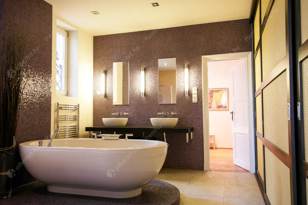 Kiadó albérlet 2698000 Ft/hó áron: Budapest, XII. kerület  Hegyalja út. Mérete: 491 nm, 11 szobás | Alberlet.hu - 6554551