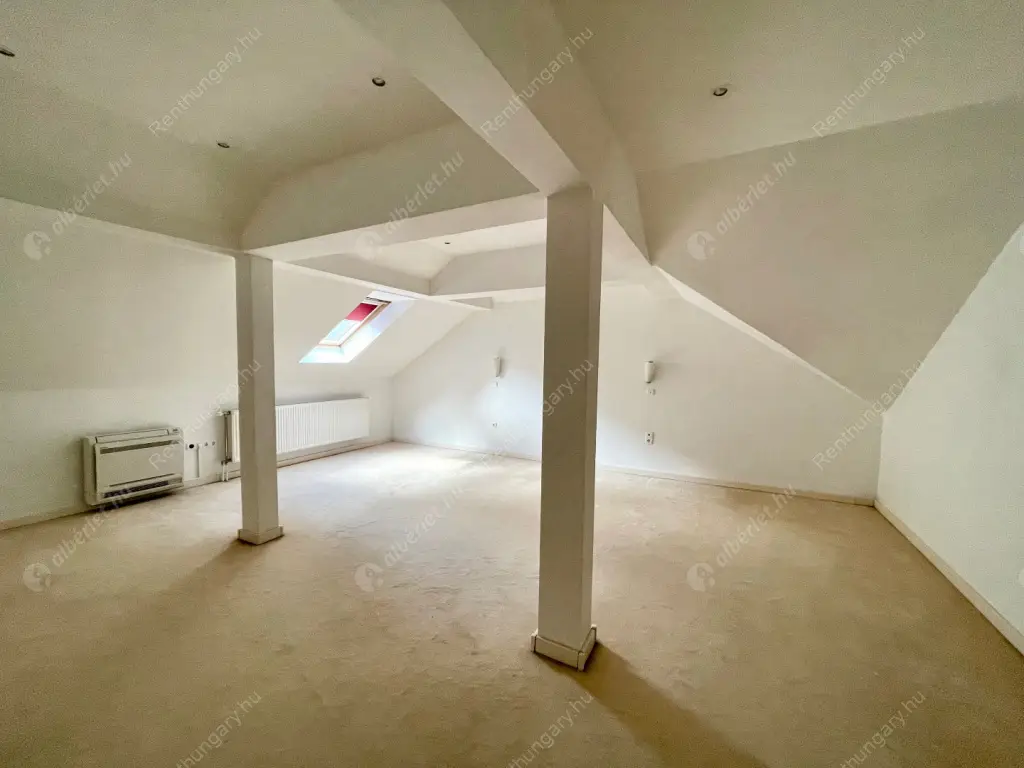 Kiadó albérlet 2698000 Ft/hó áron: Budapest, XII. kerület  Hegyalja út. Mérete: 491 nm, 11 szobás | Alberlet.hu - 6554560