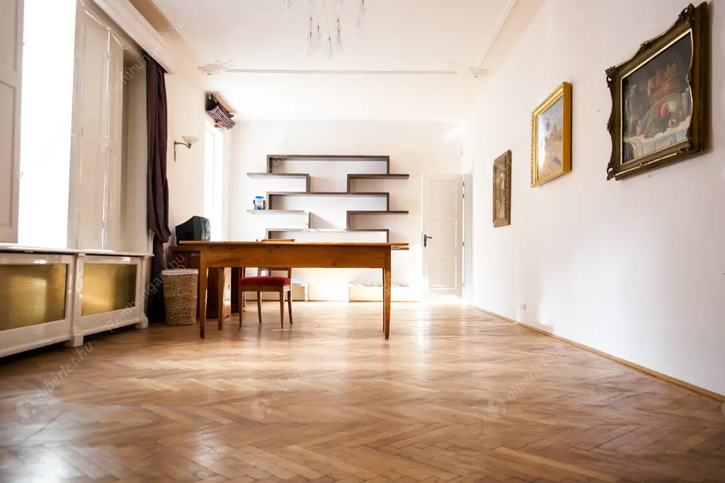 Kiadó albérlet 2738000 Ft/hó áron: Budapest, XII. kerület  Hegyalja út. Mérete: 491 nm, 11 szobás | Alberlet.hu - 6596627