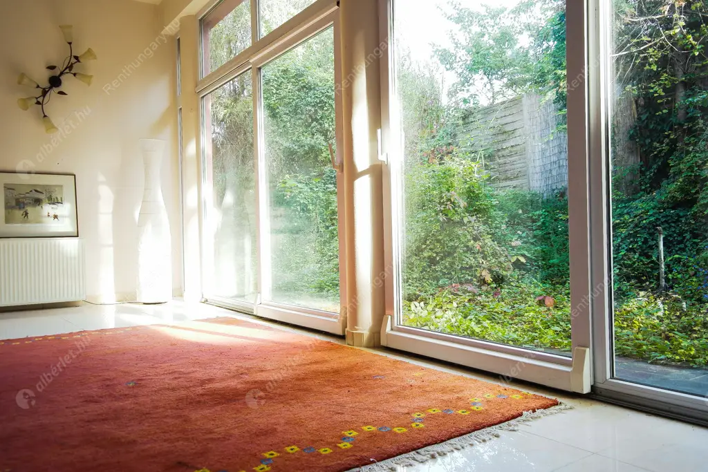 Kiadó albérlet 2738000 Ft/hó áron: Budapest, XII. kerület  Hegyalja út. Mérete: 491 nm, 11 szobás | Alberlet.hu - 6596630