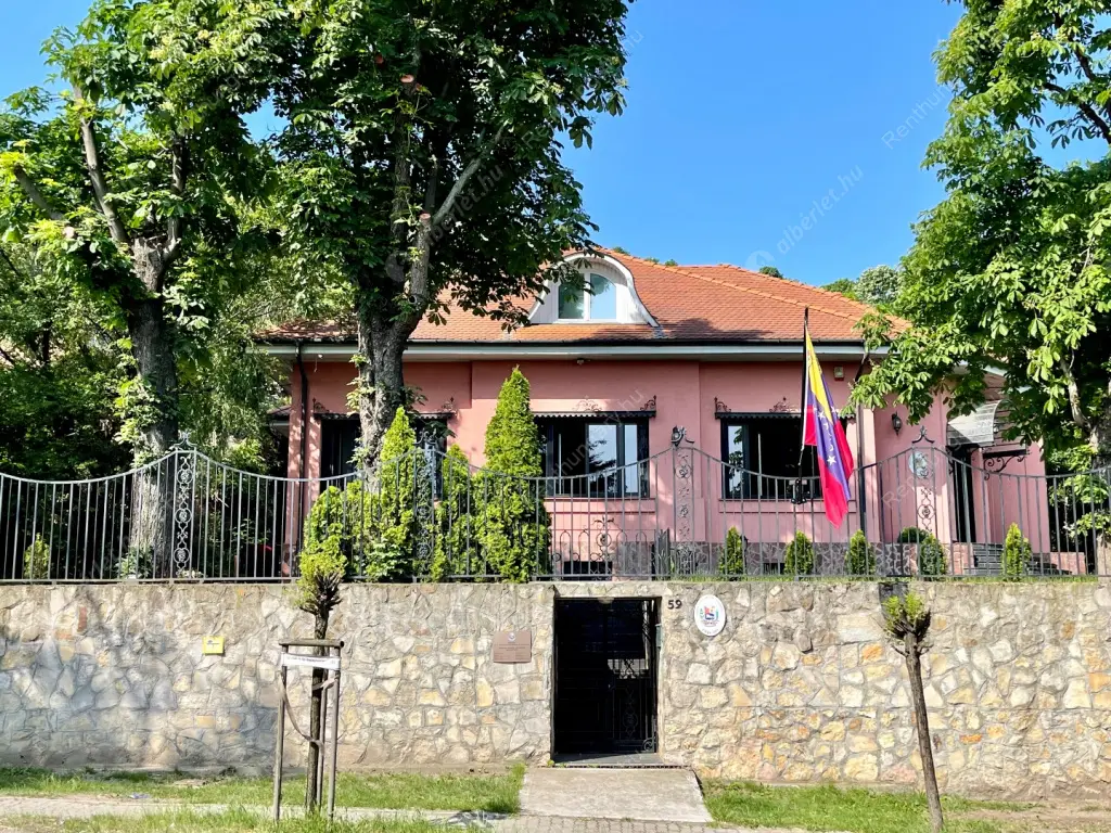 Kiadó albérlet 2664000 Ft/hó áron: Budapest, XII. kerület  Hegyalja út. Mérete: 491 nm, 11 szobás | Alberlet.hu - 6626520