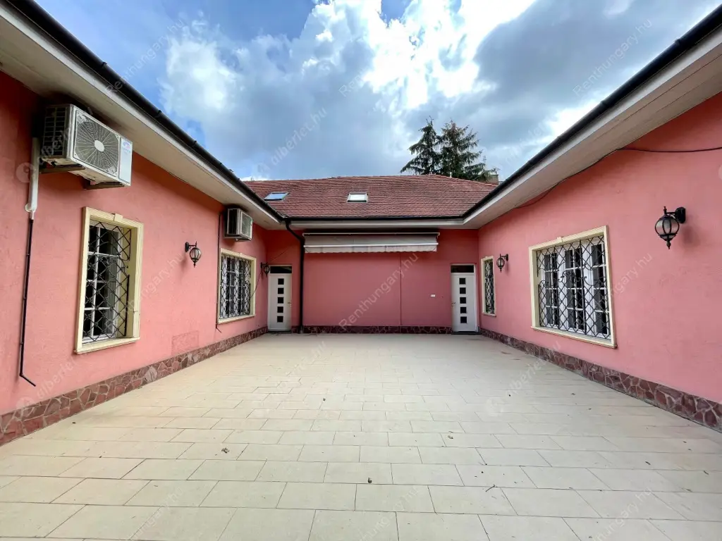 Kiadó albérlet 2664000 Ft/hó áron: Budapest, XII. kerület  Hegyalja út. Mérete: 491 nm, 11 szobás | Alberlet.hu - 6626528