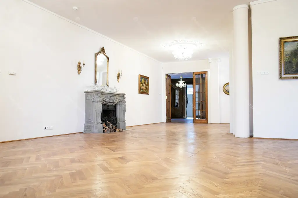 Kiadó albérlet 2511000 Ft/hó áron: Budapest, XII. kerület  Hegyalja út. Mérete: 491 nm, 11 szobás | Alberlet.hu - 6665911