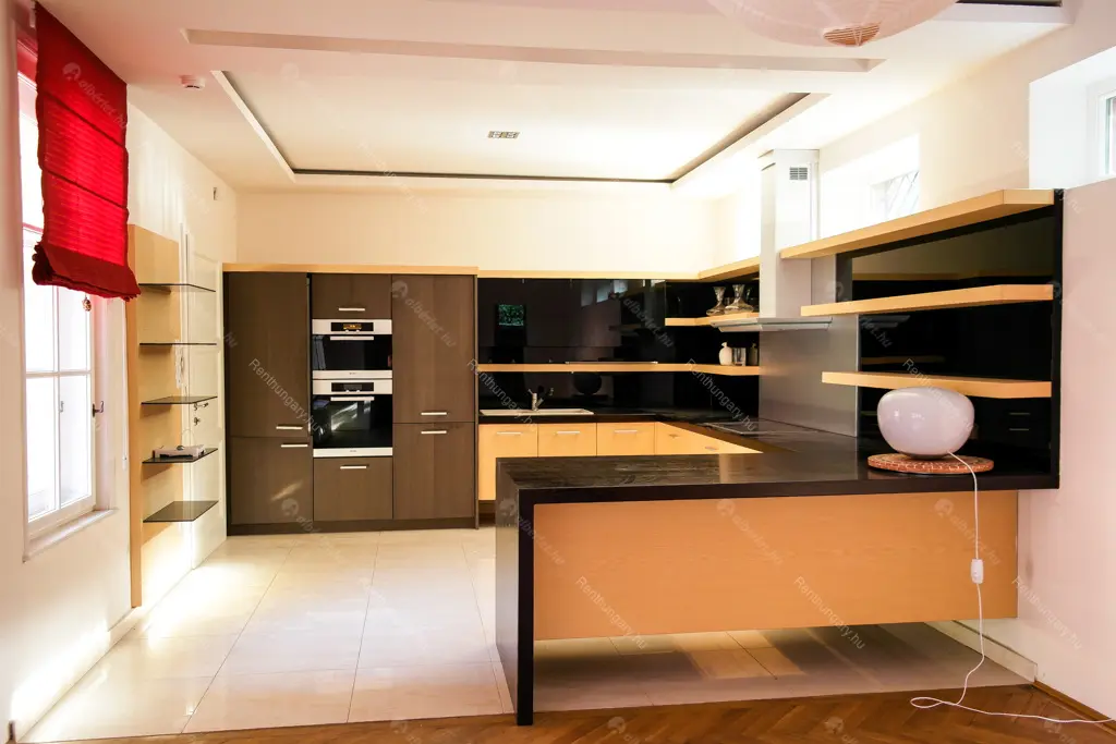 Kiadó albérlet 2752000 Ft/hó áron: Budapest, XII. kerület  Hegyalja út. Mérete: 491 nm, 11 szobás | Alberlet.hu - 6701668