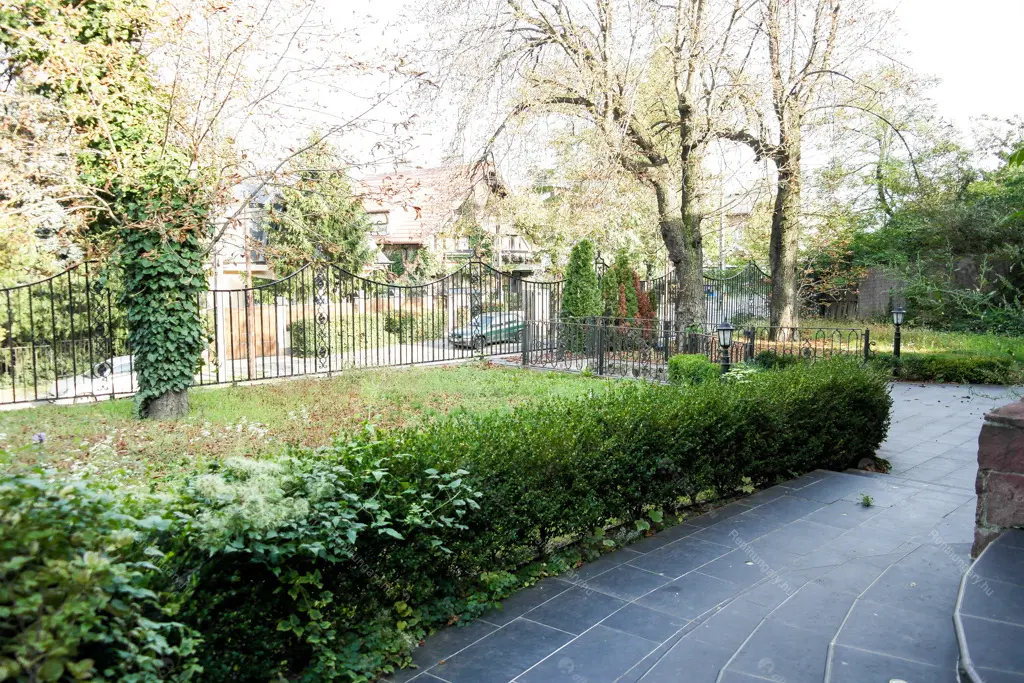 Kiadó albérlet 2752000 Ft/hó áron: Budapest, XII. kerület  Hegyalja út. Mérete: 491 nm, 11 szobás | Alberlet.hu - 6701685