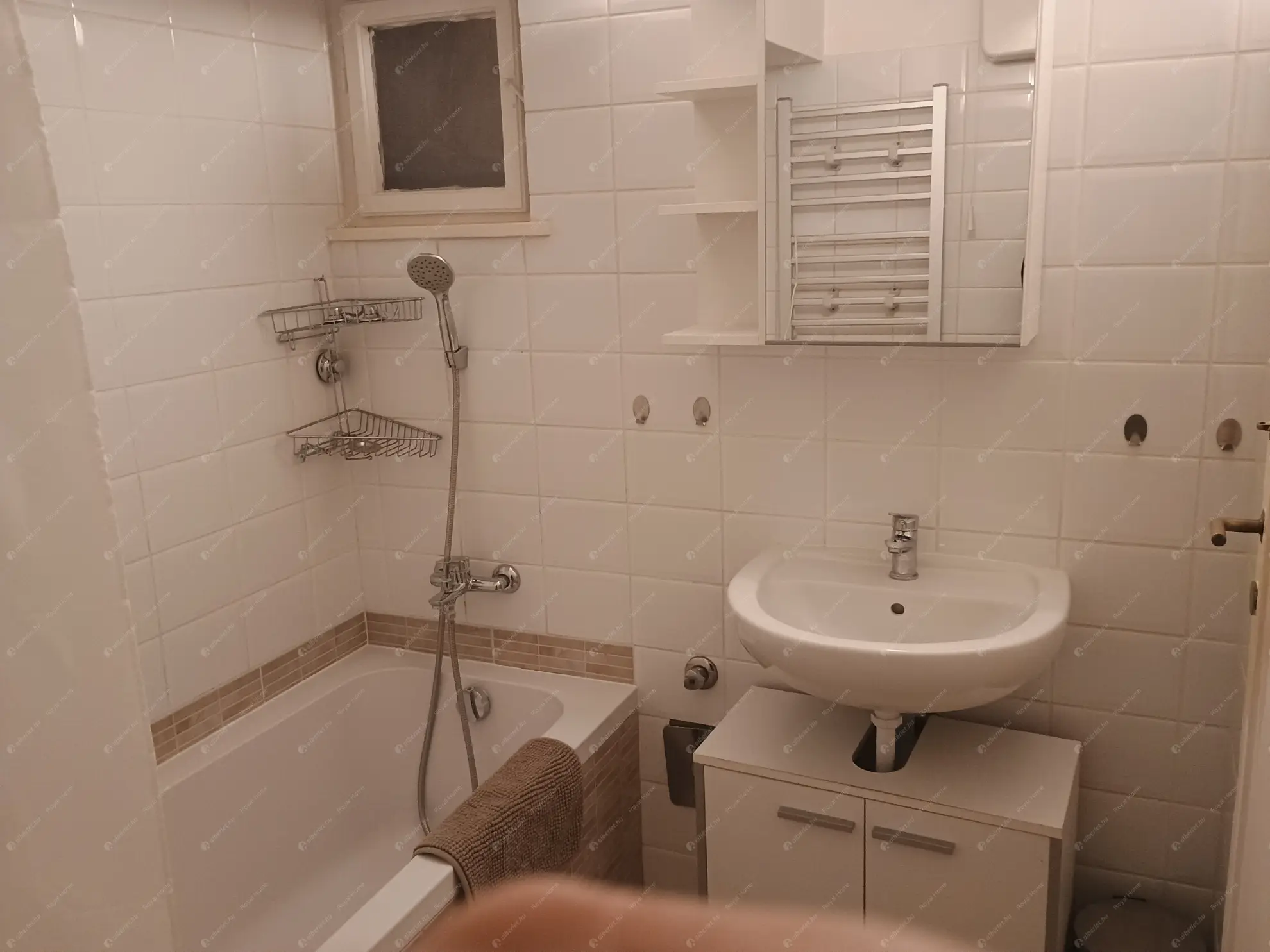 Kiadó albérlet 185000 Ft/hó áron: Budapest, XII. kerület  Hollósy Simon utca. Mérete: 29 nm, 1 szobás | Alberlet.hu - 6570654