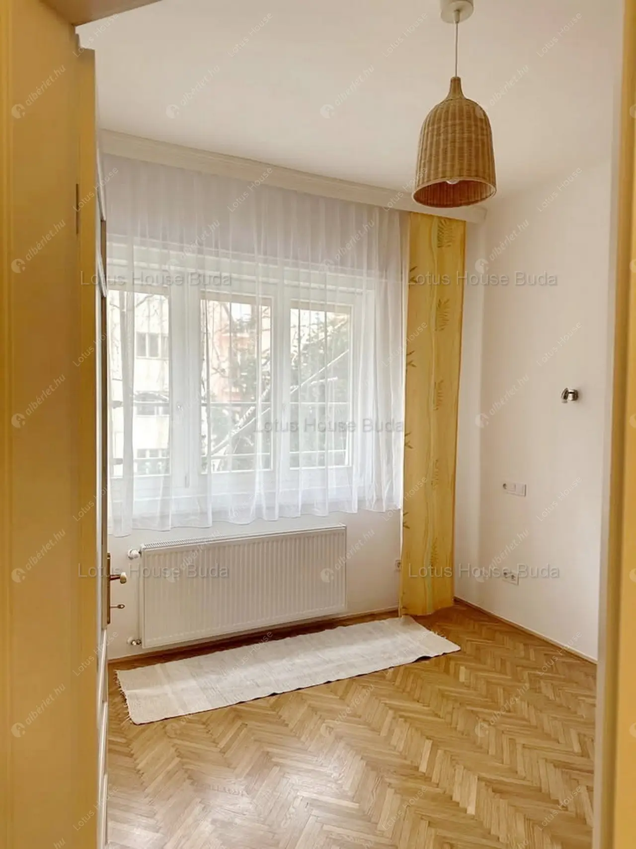 Kiadó albérlet 380000 Ft/hó áron: Budapest, XII. kerület  Hollósy Simon utca. Mérete: 70 nm, 2 szobás | Alberlet.hu - 6610043