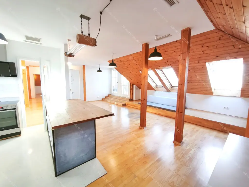 Kiadó albérlet 420000 Ft/hó áron: Budapest, XII. kerület  Istenhegyi út. Mérete: 110 nm, 3 szobás | Alberlet.hu - 6648799