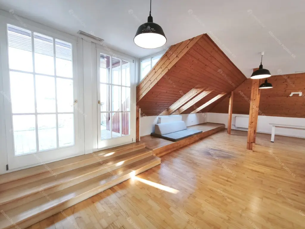 Kiadó albérlet 420000 Ft/hó áron: Budapest, XII. kerület  Istenhegyi út. Mérete: 110 nm, 3 szobás | Alberlet.hu - 6648801