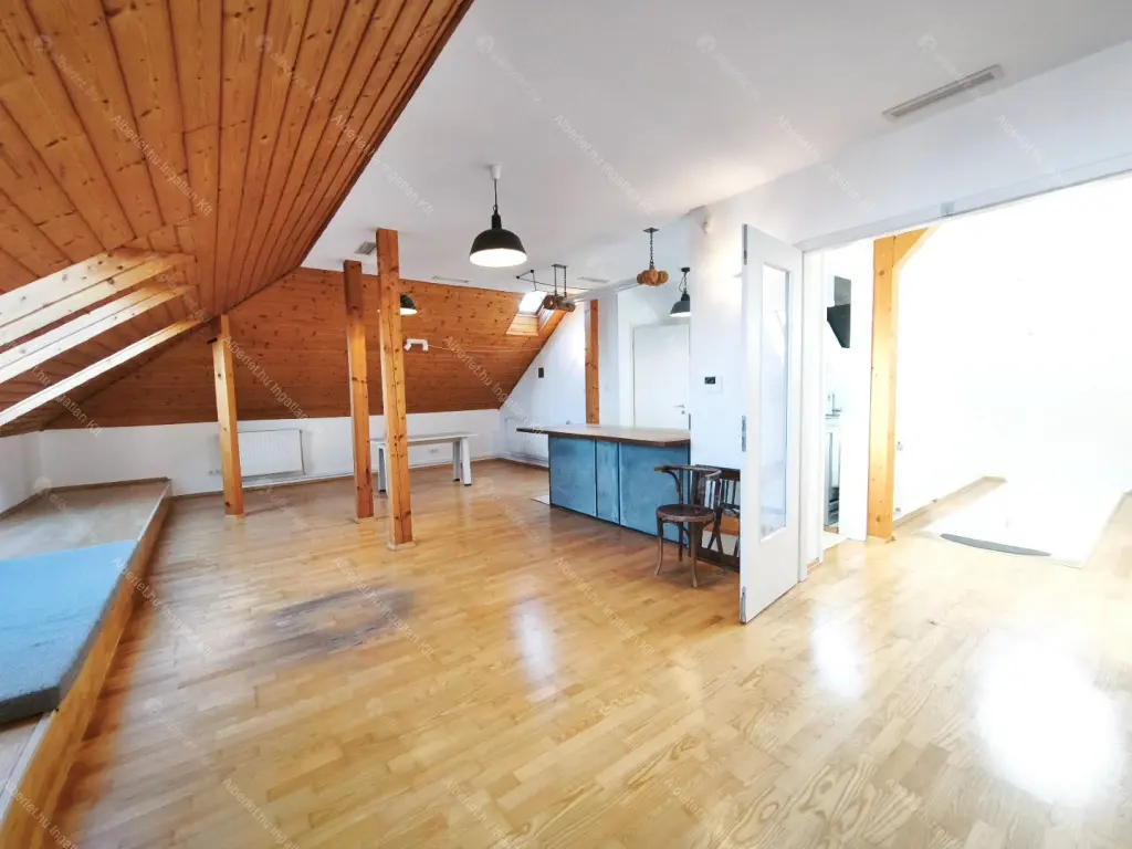 Kiadó albérlet 420000 Ft/hó áron: Budapest, XII. kerület  Istenhegyi út. Mérete: 110 nm, 3 szobás | Alberlet.hu - 6648803