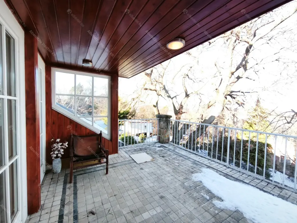 Kiadó albérlet 420000 Ft/hó áron: Budapest, XII. kerület  Istenhegyi út. Mérete: 110 nm, 3 szobás | Alberlet.hu - 6648804