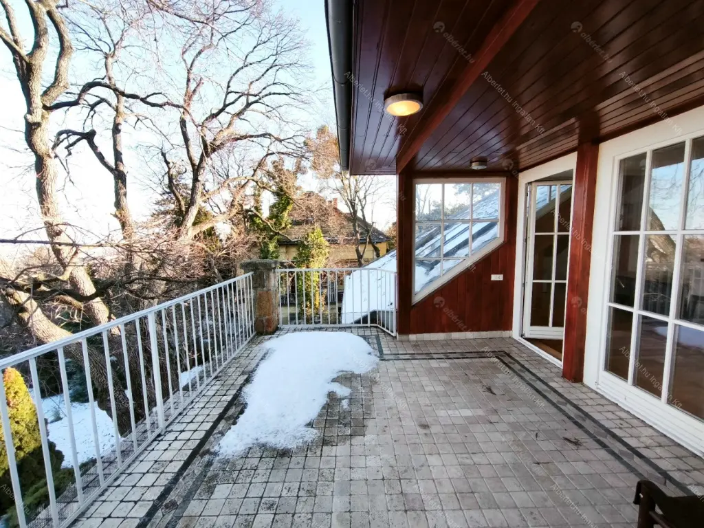 Kiadó albérlet 420000 Ft/hó áron: Budapest, XII. kerület  Istenhegyi út. Mérete: 110 nm, 3 szobás | Alberlet.hu - 6648806