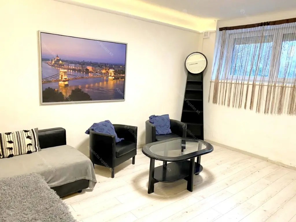 Kiadó albérlet 260000 Ft/hó áron: Budapest, XII. kerület  Istenhegyi út. Mérete: 53 nm, 2 szobás | Alberlet.hu - 6665134