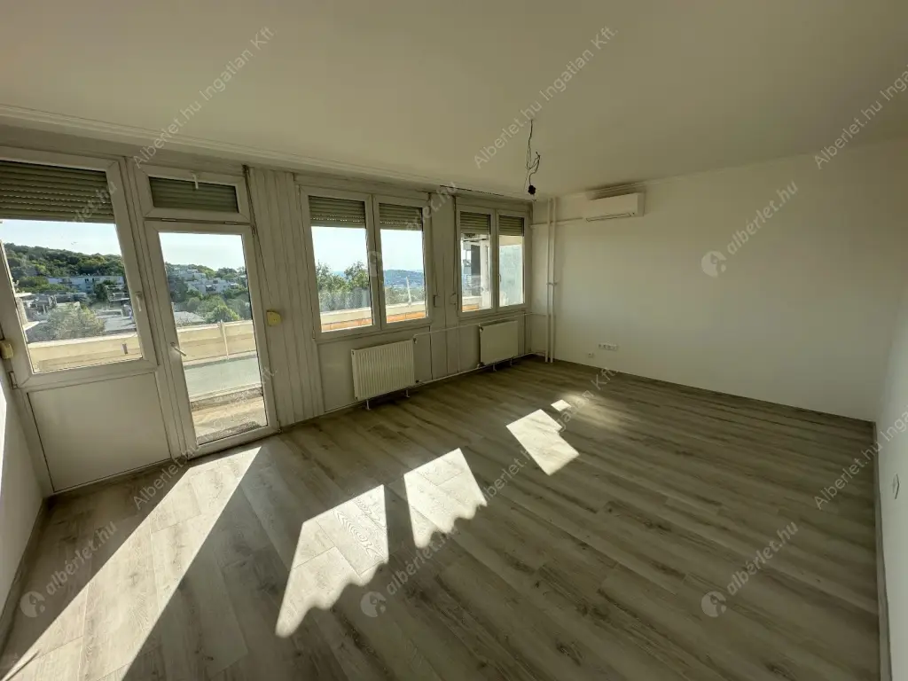 Kiadó albérlet 380000 Ft/hó áron: Budapest, XII. kerület  Istenhegyi út. Mérete: 71 nm, 2 szobás | Alberlet.hu - 6566332