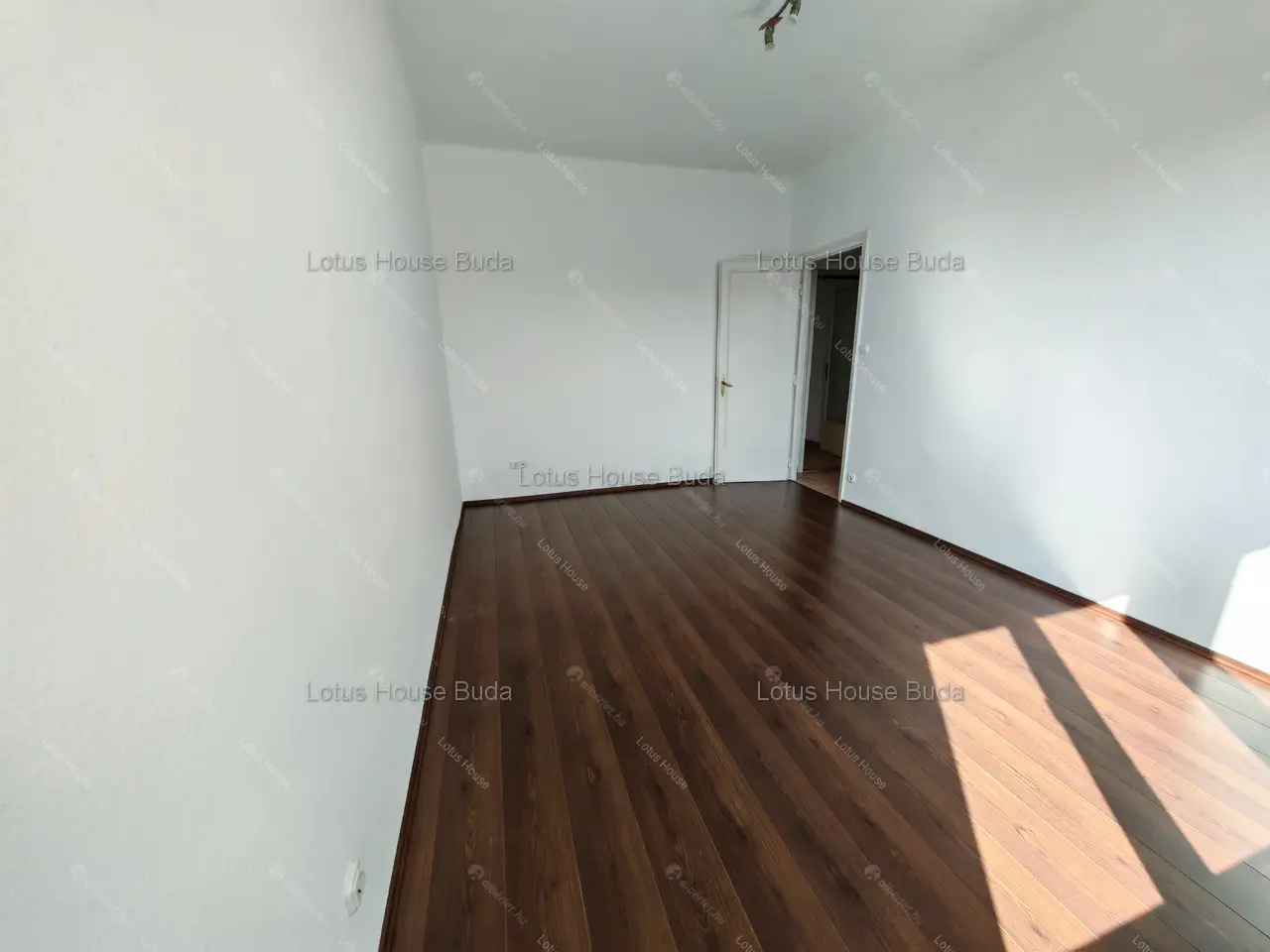 Kiadó albérlet 350000 Ft/hó áron: Budapest, XII. kerület  Kék Golyó utca. Mérete: 78 nm, 3 szobás | Alberlet.hu - 6683403