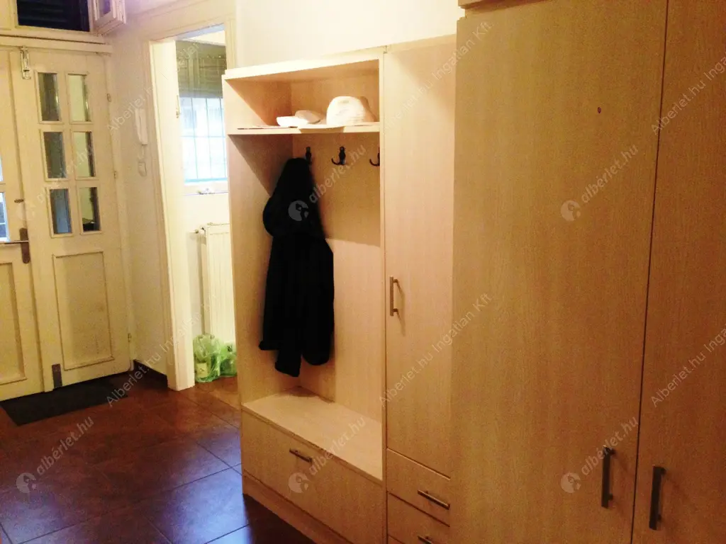 Kiadó albérlet 230000 Ft/hó áron: Budapest, XII. kerület  Királyhágó tér. Mérete: 69 nm, 2 szobás | Alberlet.hu - 6606960