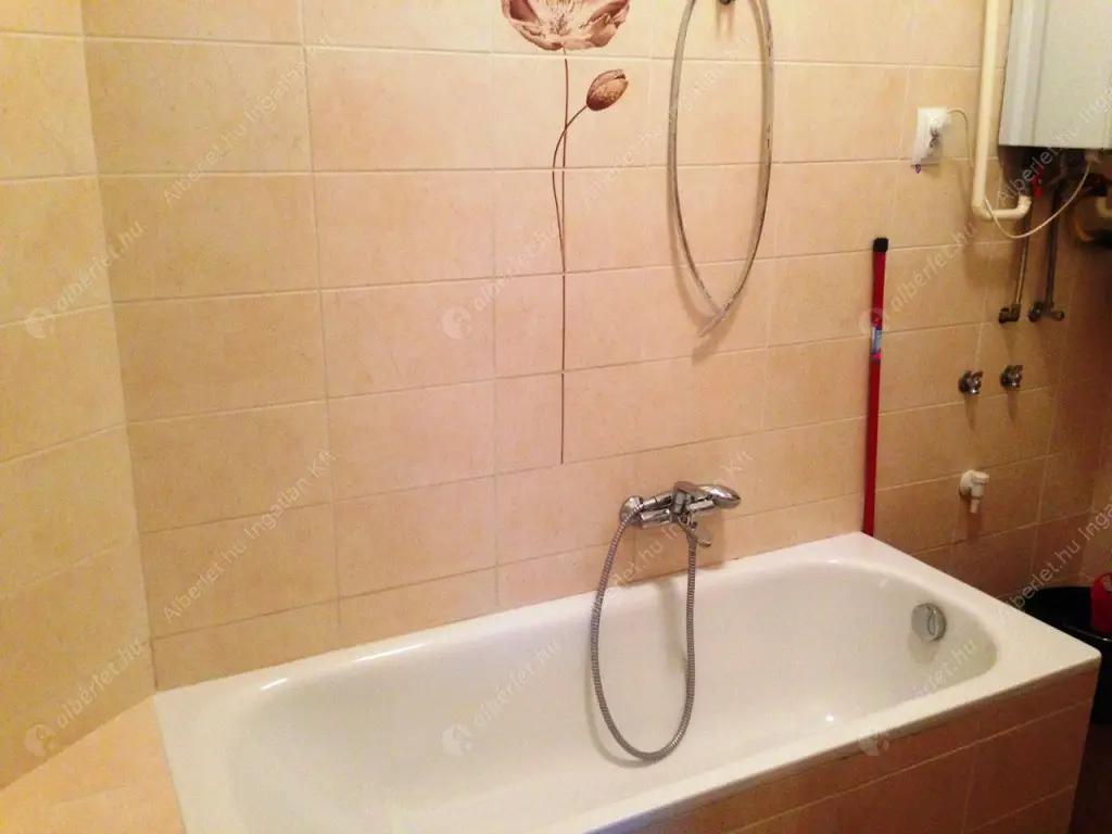 Kiadó albérlet 230000 Ft/hó áron: Budapest, XII. kerület  Királyhágó tér. Mérete: 69 nm, 2 szobás | Alberlet.hu - 6606963