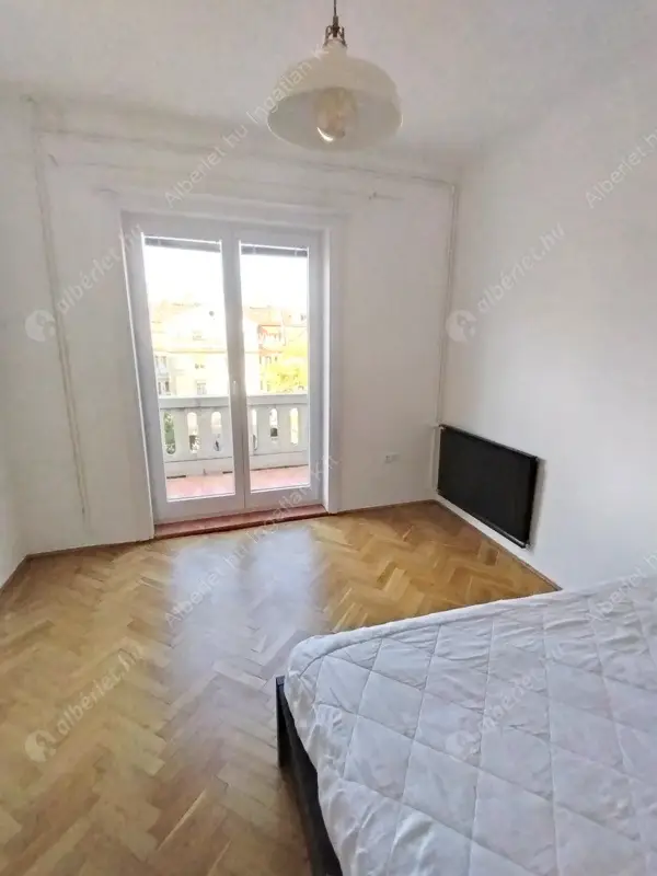 Kiadó albérlet 370000 Ft/hó áron: Budapest, XII. kerület  Kiss János altábornagy utca. Mérete: 87 nm, 3 szobás | Alberlet.hu - 6594024